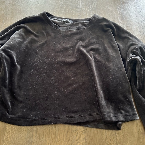 Beyond yoga brushed up pullover black velvet longe crop top long sleeve - Picture 6 of 9